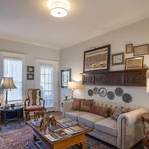 Classic Gardens Flat Apartment